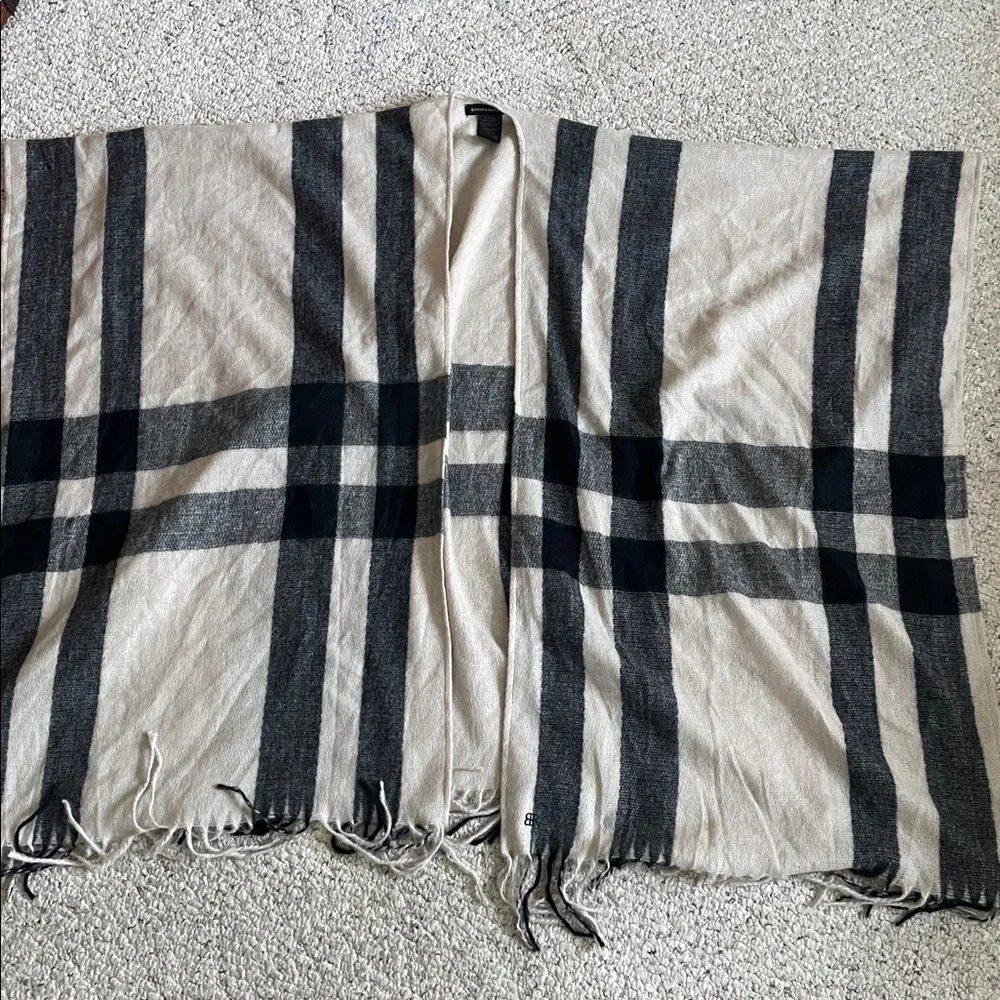 Banana Republic elegant cream